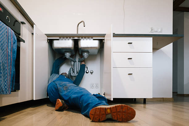 Professional Leak Detection technician working in West Point, NE